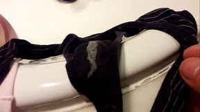 3 tangas usadas / 3 used dirty thongs