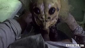 HORROR PORN: Female Spider