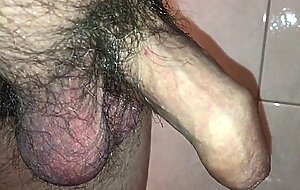 Bear Daddy's First Handjob in 2018