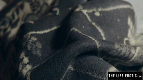 ”Fetching girl Beata B rams her muff with a carrot”