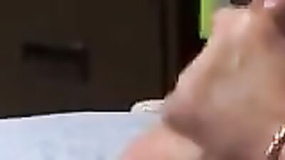 Watch these muscular guys jerk off while four straight guys watch them in awe