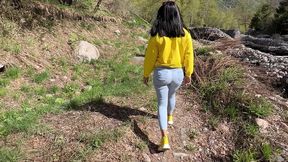 tourists decided to give a blowjob in nature