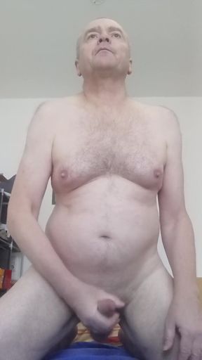 Beefy man shows beefy butt and jerks off, spema flows   Clip 1