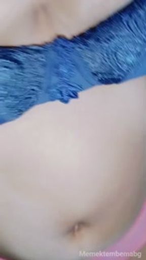 Bokep abg93 crot di dalam memek tembem dan sempit