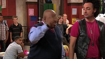 Uma Banda L&aacute_ em Casa UBLC S01E05 - Got No Class