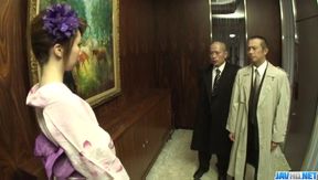 Rinka Kanzaki Seduces Two Massive Cocks as Kimonо Girl 18+