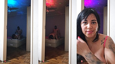 Fodida com força na cama do corno por macho bem dotado - Fucked Hard on the Cuckold’s Bed by a Well-Endowed Man