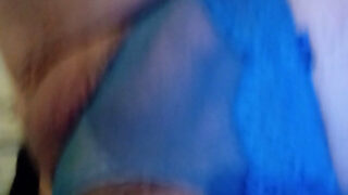 Video di ragazze single di gay europei maturi, amatoriali e formosi, in mutandine, che si fanno scopare nel culo