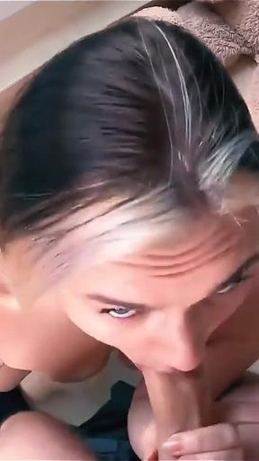 Do You Like Cream?? Anjaamelia Loves to Lick It All to Get More!?