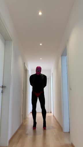 Masked Latexdoll
