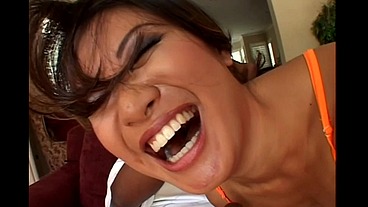 Kiwi Ling Loves Black Dick