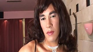 This is my first time dressing like a crossdresser