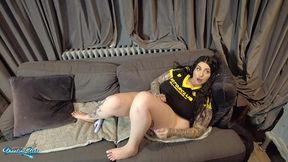 cuckold dreams - babysitter... caught u-no-wat n😉