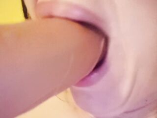I love large rod in my throat