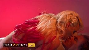 Brazzers Phoenix Marie Shows Off Her Dazzling Wardrope & Perfect Body While Mick Watches Lastfully