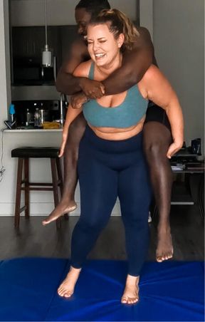 Mistress Madison Lifts & Carries Ebon