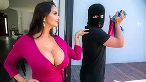 Ava Addams Van Wylde in Step moms Panty Bandit - BrazzersNetwork