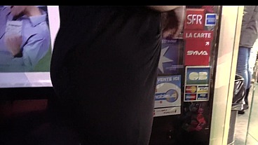 Incandescente, Sabrina, 30ans, est une bombe absolue !