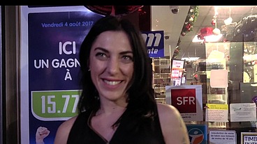 Incandescente, Sabrina, 30ans, est une bombe absolue !