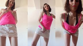 strep-tease + masturbation debout