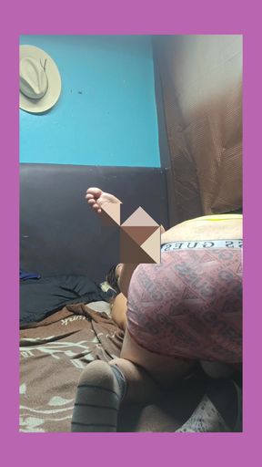 I SPREAD MY stepCOUSIN MY LEGS LIKE A TREASURE CHEST!