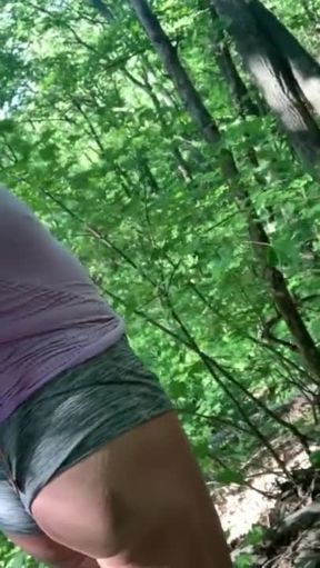 Public Hiking Trail T girl Crossdresser QUICK Dildo Ass