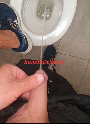 Master Ramon pisses in his hot black fitness shorts, hot, part 2