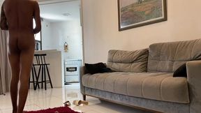 faveladinho entra na minha casa para roubar so que ver eu deitada peladinha em troca do roubo come minha pepeca