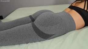 01 Beautiful Princess, juicy ass and great leggings (4k)