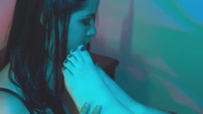 Adoração com o pé da minha amiga