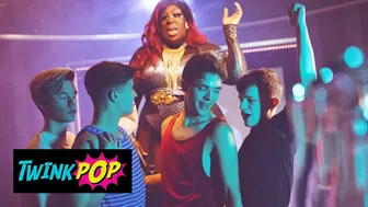 Troye Dean, Jake Preston & Maverick Sun Bareback Fuck Jordan Lake in Bathroom Cumshot