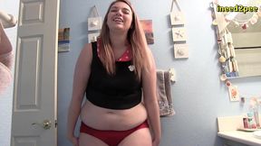 lily calloway pissing white shorts omorashi