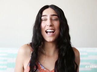 Lesbo Honey Requests To Be Fisted
