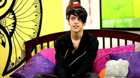 Emo Cutie Jae Landen's a Real Sweetheart!