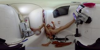 Lizzy Yum VR JULY 2025 Dilating Bathing Edging Amateur, Solo #101