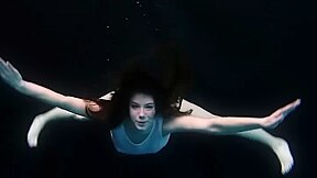 Gambling Loves Underwater teen 18+ Clip