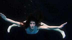 Gambling Loves Underwater teen 18+ Clip