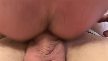 Sitting on his friend&#039_s dick, the guy gets a dick hard in his anal