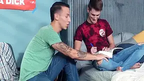 Dorm Jock Sucks Off And Breeds Roommate In Sideways 7 Min