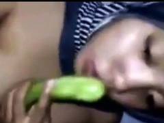 Muslim woman Zina enjoys her veggie dildo