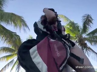 HAVING SEX ON A PARAGLIDING PLATFORM