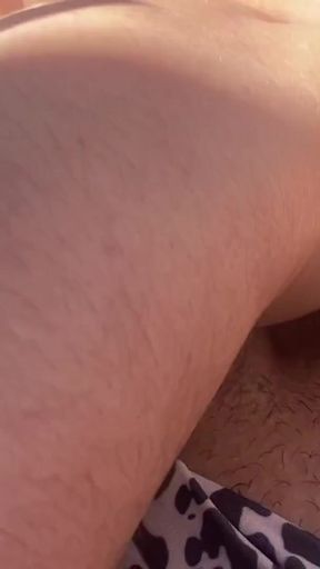 The sunny day makes me and I rub my clitoris until I put my fingers until I orgasm   Clip 1