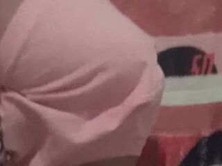 Mi me coje con un pepino