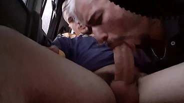 MAMANDO MEU AMIGO NO CARRO
