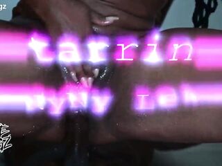 BUBBLE BOOTY EBONY BADDIE NYNY LEW SQUIRTS ALL OVER HER DELIVERY CHAP