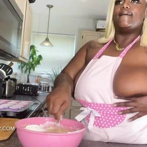 Black BBW with massive tits and cupcakes