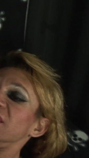 Fetish shemale Alessia Barbosa masturbation