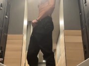 Relaxing Handjob 🌽 In The Public Dressing Room