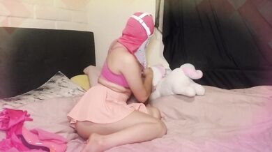 Cosplay Plague Doctress strips teasing while answering daddy in pink