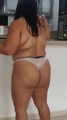 Must-see moment from &quot;The chubby Latina likes to be an exhibitionist so the neighbor can see her ass&quot;